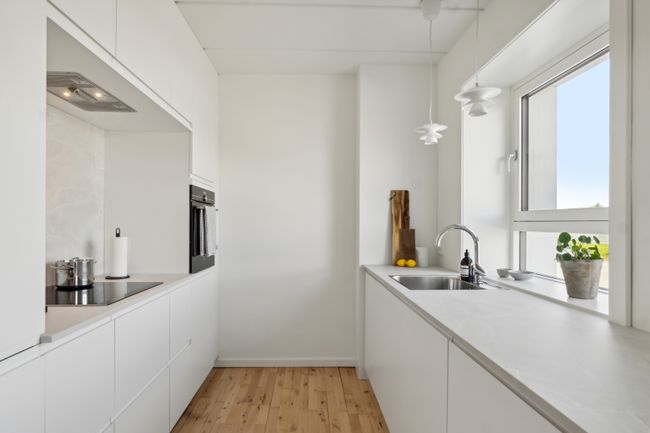 Granly Alle 5E, 1. tv.